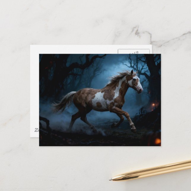 Carte Postale The Mustang in the Haunted Forest (Devant/Arrière en situation)