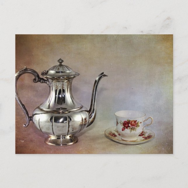 Carte Postale Théière Antique en Argent et Tasse en Porcelaine d (Devant)