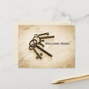 Carte Postale Touches de squelette d'antiquité désespérées sur l