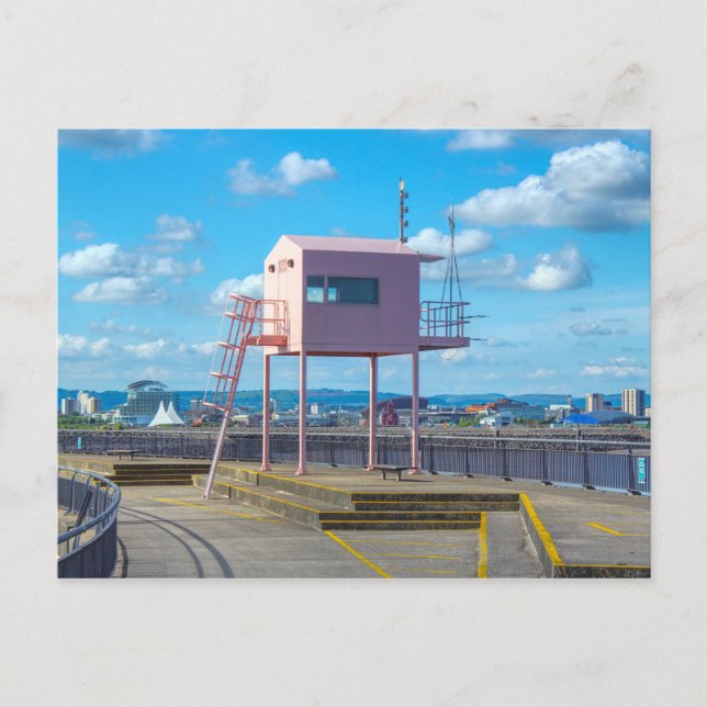 Carte Postale Tour rose/Cabane Cardiff Bay Cardiff, Pays de Gall (Devant)