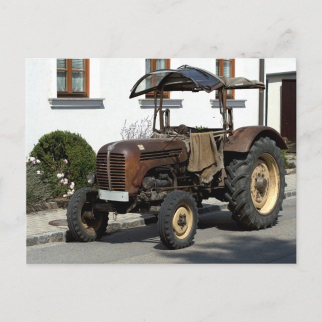 Carte Postale Tracteur rouillé Brown (Devant)