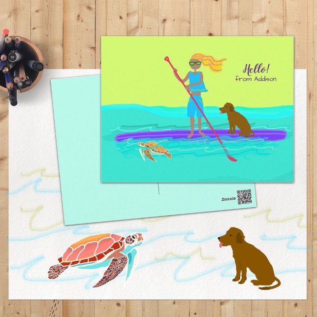 Carte Postale Tropical SUP Girl sur Paddleboard Bonjour (Créateur téléchargé)