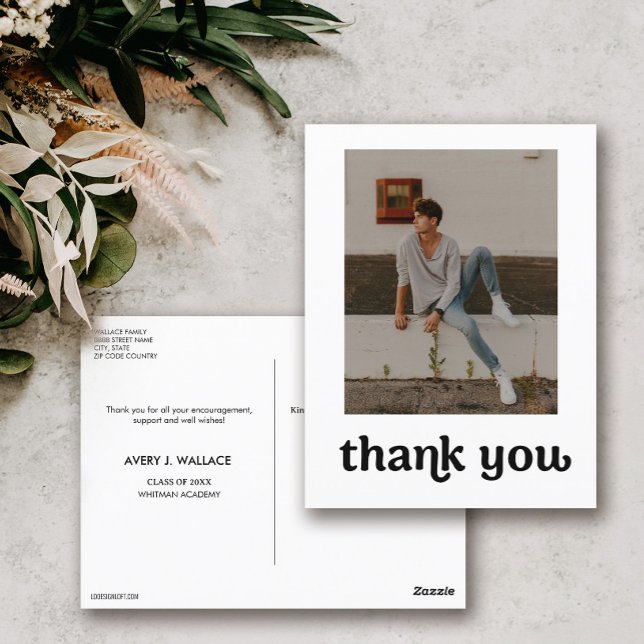 Carte Postale Typographie à la mode Graduation photo Merci (Modern Male Graduate Photo trendy typography Announcement postcard.)