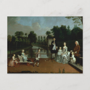 Carte Postale Un groupe familial sur une terrasse dans un jardin
