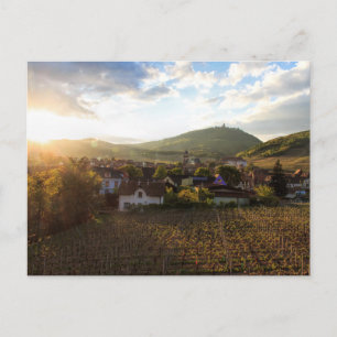 Carte Postale Un village viticole français dans l'après-midi lum