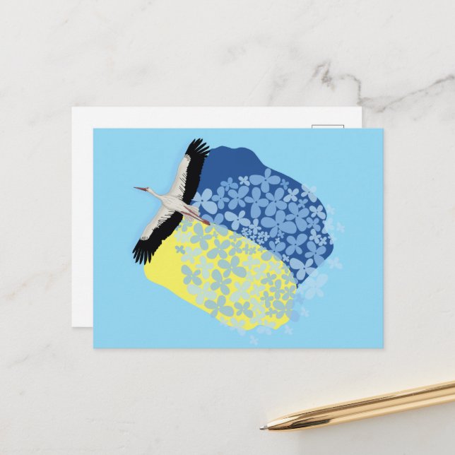 Carte Postale Une cigogne porte un drapeau ukrainien (Devant/Arrière en situation)
