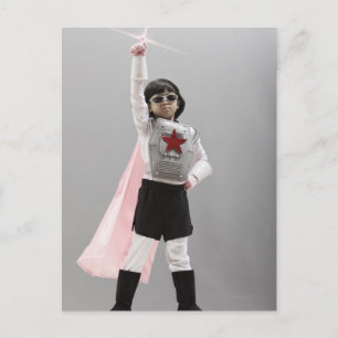 Carte Postale Une fille coréenne en costume de superhéros avec l