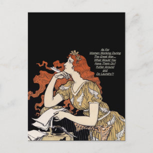 Carte Postale Une journaliste à son bureau