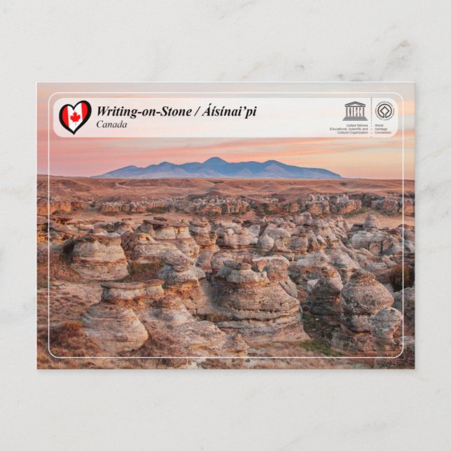 Carte Postale UNESCO WHS - Ecriture sur pierre / Áísínai’pi (Devant)