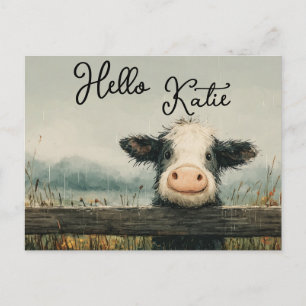 Carte Postale Vache duveteuse regardant par-dessus une clôture s