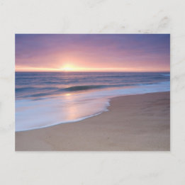 Carte postale : Vagues calmes de la plage. Algarve