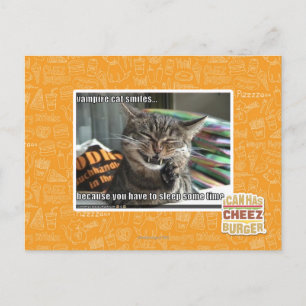 Carte Postale vampire chat sourit