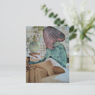 Carte Postale Vase sur sa tête un collage surréaliste amusant