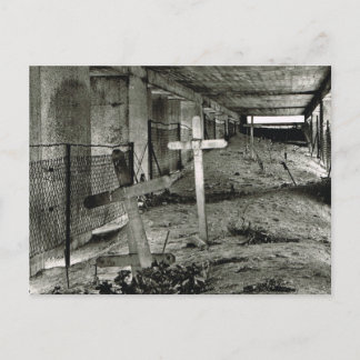 Carte Postale Verdun, monument Bayonet 1intérieur