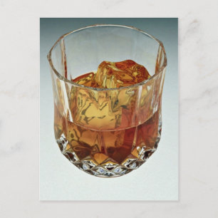 Carte Postale Verre tumbler rempli d'écossais et de glaçons