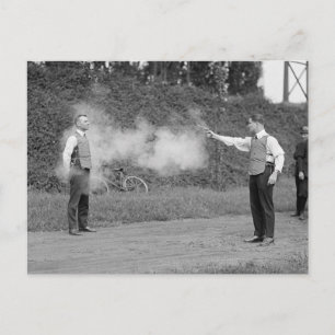 Carte Postale Veste anti-balles, 1923