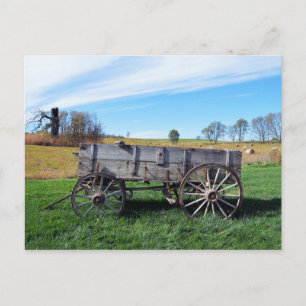 Carte Postale Vieille ferme Wagon in Hay Field