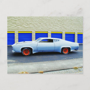 Carte Postale Vieille voiture bleue à Boston, Massachusetts.