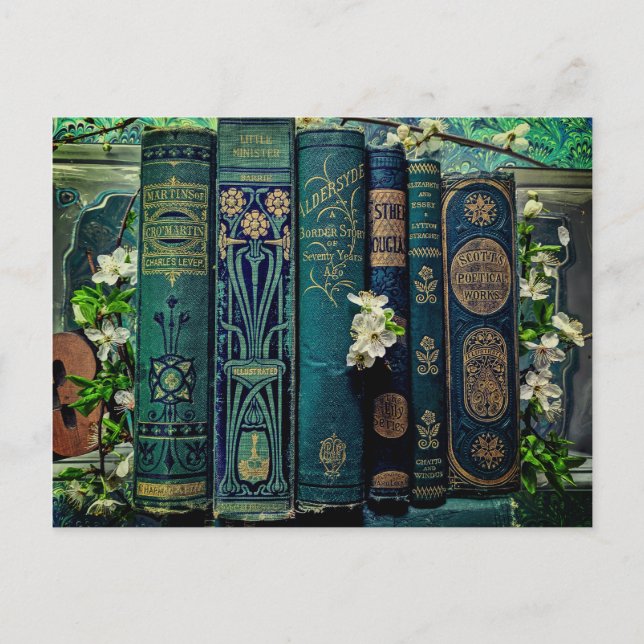 Carte Postale Vieux livres verts et fleurs (Devant)