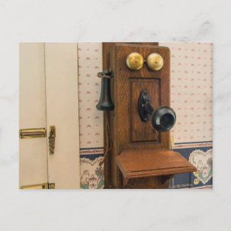 Carte Postale Vieux téléphone vintage.
