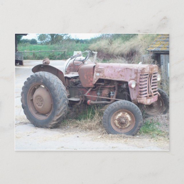 Carte Postale Vieux tracteur rouge (Devant)