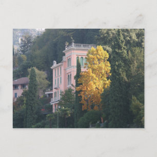 Carte Postale Villa rose en automne