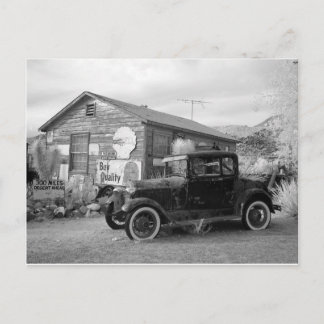 Carte Postale Voiture vintage noire et blanche