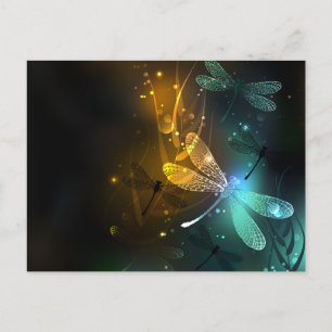 Carte Postale Vol libellule lumineuse verte
