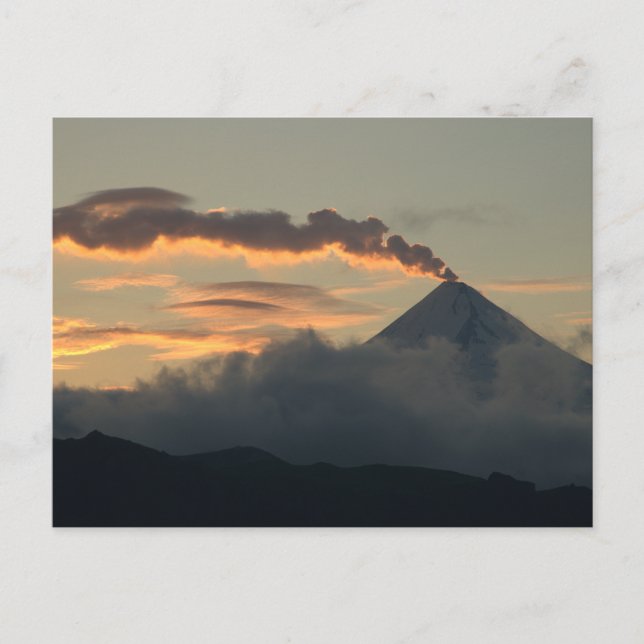 Carte Postale Volcan Shishaldin au coucher du soleil (Devant)