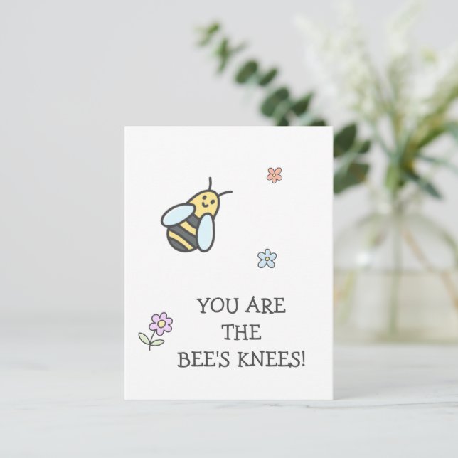 Carte Postale Vous êtes les genoux de l'abeille ! Fleurs mignonn (Debout devant)