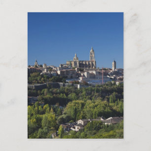 Carte Postale Vue élevée de la ville avec la cathédrale de Ségov