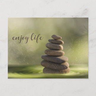 Carte Postale Zen stones tower in water tranquility and calm