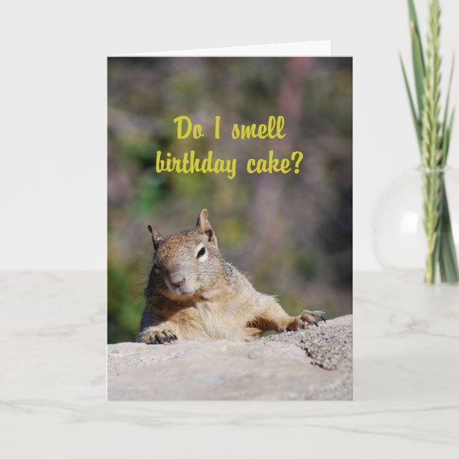 Carte Prier le joyeux anniversaire d'écureuil (Devant)