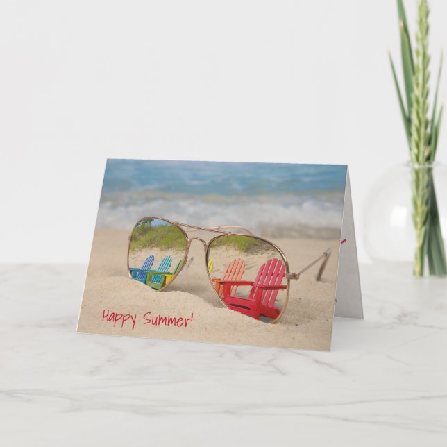 Carte réflexion de chaise de plage dans des lunettes de (Devant)
