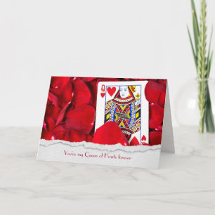 Carte Reine des Coeurs en pétales roses
