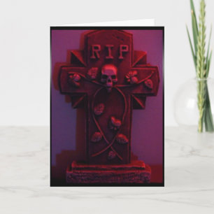 carte rouge de pierre tombale