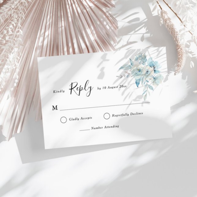 carte RSVP florale couleur bleu poussiéreuse (Créateur téléchargé)