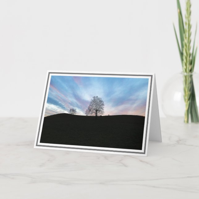 Carte Scène d'hiver Dusk avec ciel bleu, arbres et cheva (Devant)