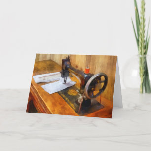 Carte Sewing machine With Orange Thread