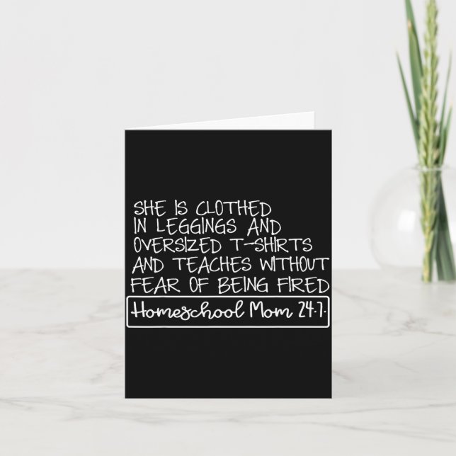 Carte She Is Clothed In Leggings And Oversized Homeschoo (Devant)