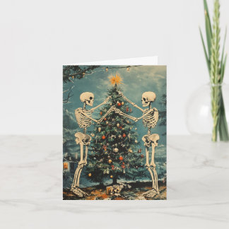 Carte Skeletons décorant les arbres