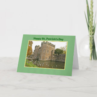 Carte St Patrick's Day Castle et Moat avec mouettes