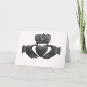 Carte Symbole irlandais d'amour de claddagh