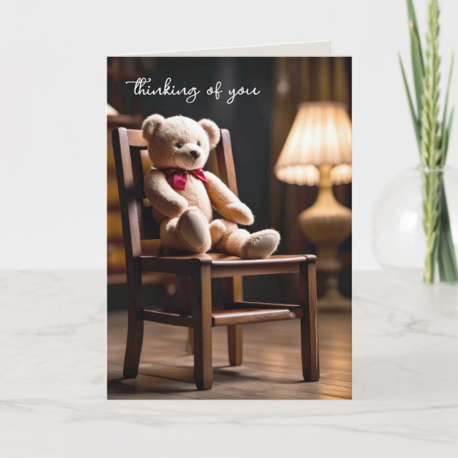 Carte Teddy Bear Sur Une Chaise (Devant)
