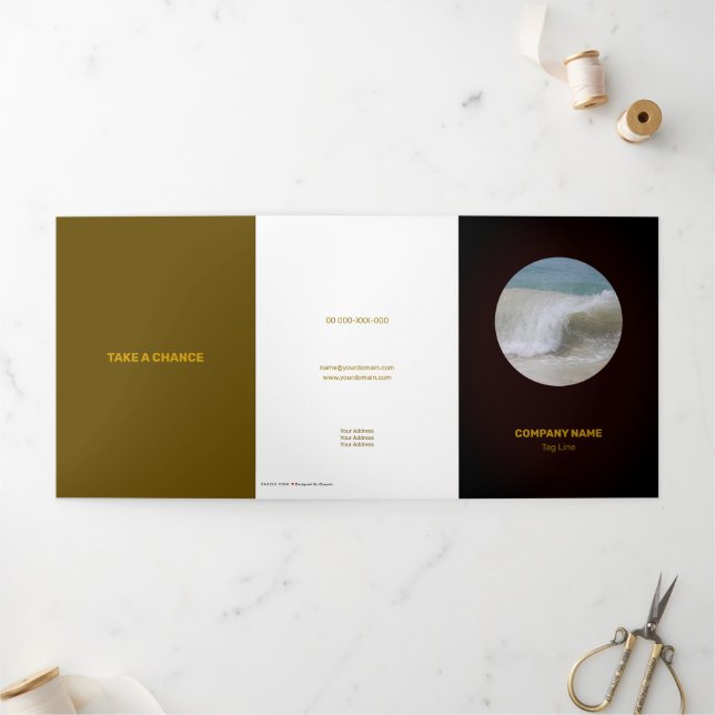 Carte Trois Volets Brown et orange soigné (Extérieur)