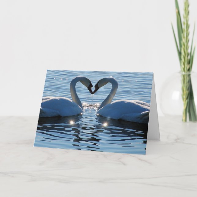 Carte Un baiser de coeur de cygne, réflexions de l'amour (Devant)