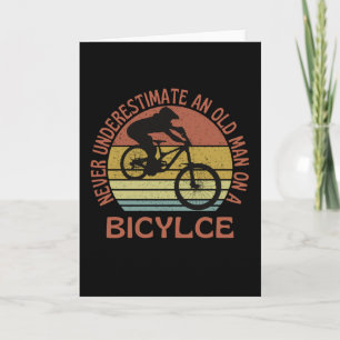 Carte Un Vieux Homme Sur Un Grand-Père À Vélo