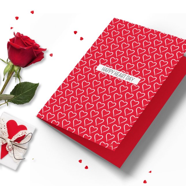 Carte Whimsical Heart Motif Texte Personnalisé Toute Occ (A cute heart pattern card with custom text for Valentine's Day, anniversary or just because. )