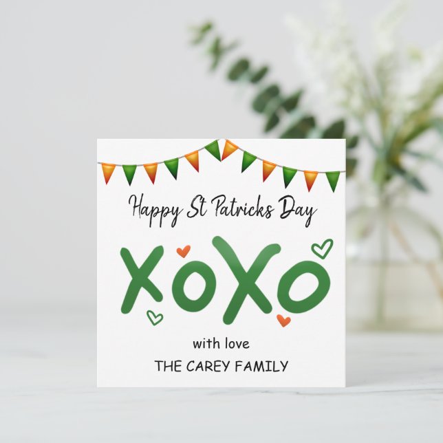 Carte XOXO moderne Jour de la Saint Patrick heureux (Debout devant)