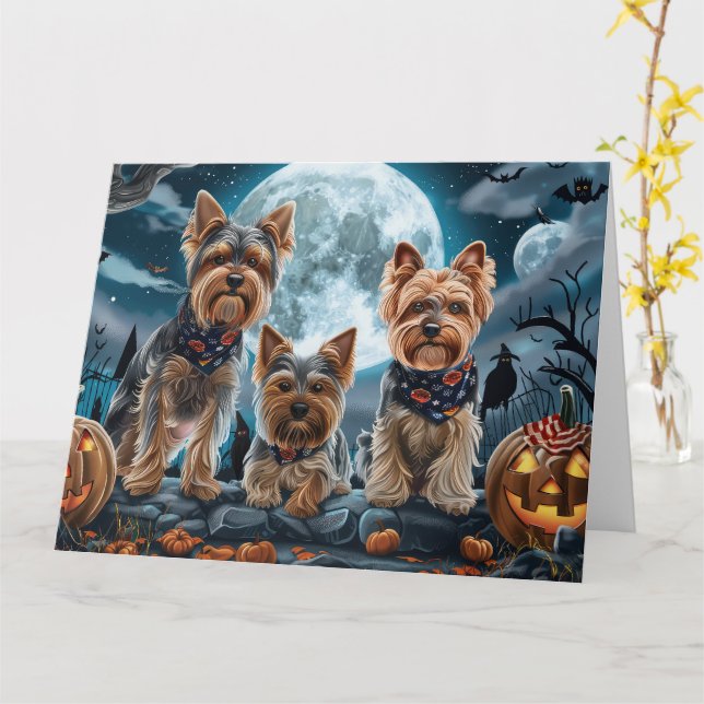 Carte Yorkshire Terrier Halloween Éffrayant (Fleur jaune)